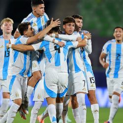 La Selección argentina goleó a Australia con golazo de Santino Andino