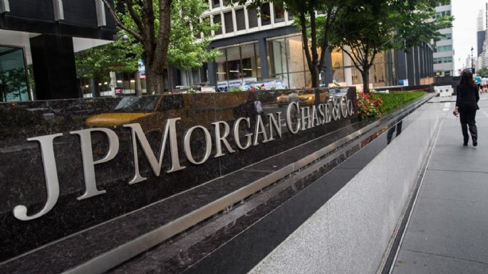 Llega a Argentina el CEO del JP Morgan para reunirse con Caputo