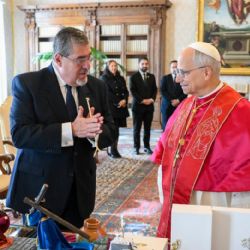 El papa León XIV pidió apoyo a los cristianos perseguidos