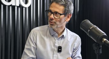 Diego Álvarez Newman: "Las plataformas digitales crecen en un contexto de desregulación y poder corporativo’”