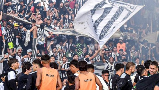 La felicitación del Chiqui Tapia por el ascenso de Gimnasia