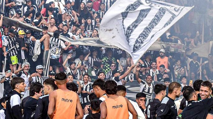 La felicitación del Chiqui Tapia por el ascenso de Gimnasia
