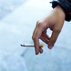 No hay tiempo límite para dejar de fumar: hacerlo, frena el deterioro cognitivo