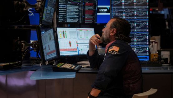 Fuerte caída de acciones argentinas tras frase de Trump a Milei