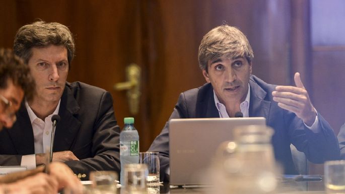 Caputo volvió a negar que el dólar esté atrasado