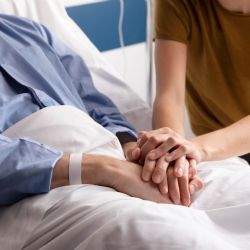 Histórico: Uruguay aprobó la ley de eutanasia