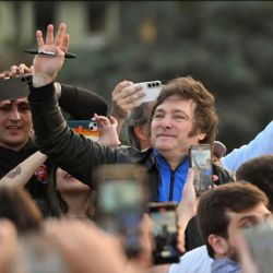 Tras las elecciones, el gobierno mejoró en el índice de confianza