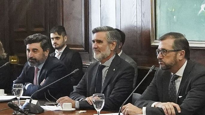 La "Casta": el Gobierno mandó a funcionarios al Caribe con pasaje en primera y a un hotel 5 estrellas