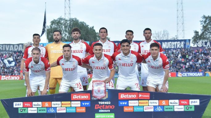 On fire está la FIFA y también inhibió a Huracán