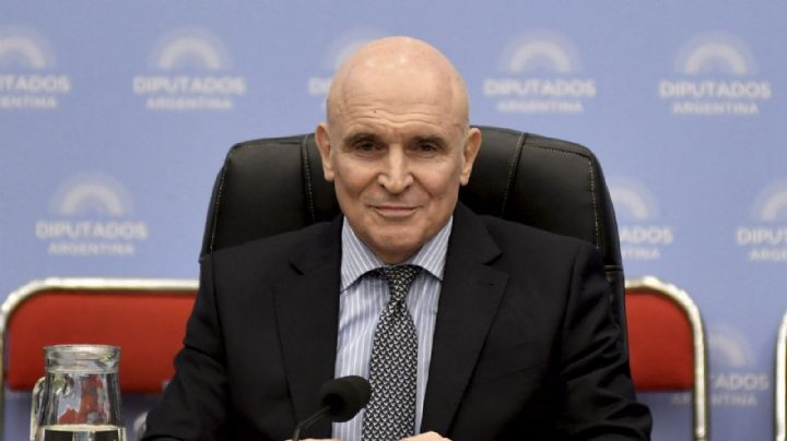 Espert también renunció a la Comisión de Presupuesto