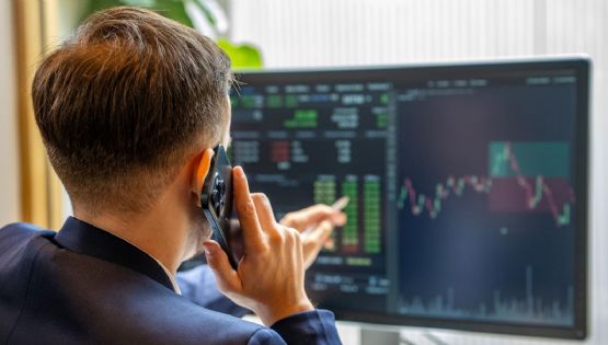 Tras anuncio de recompra de deuda, los bonos operaron en alza 