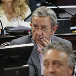 Cobos arremetió contra el Ejecutivo por las leyes suspendidas