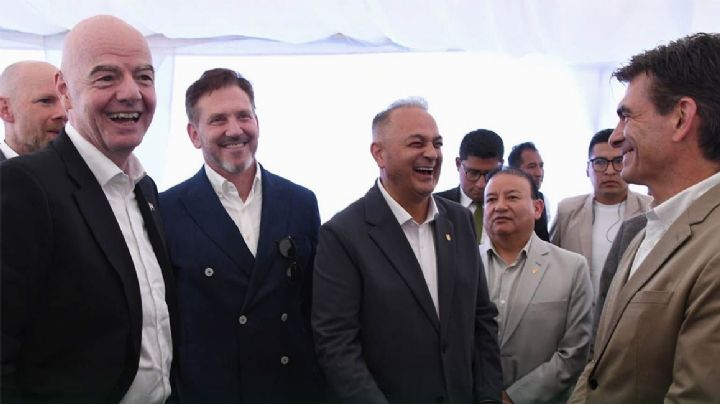 Estamos todos: Gianni Infantino mostró su apoyo al Chiqui Tapia