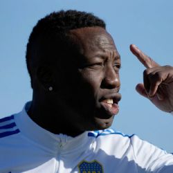 Luis Advíncula y Lucas Blondel podrían salir de Boca