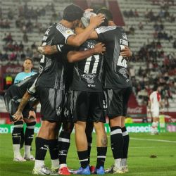 Central Córdoba cerró la fecha con un triunfo ante Huracán