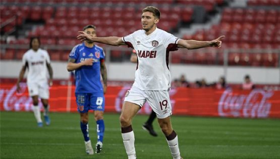 Lanús ganaba 2 a 0, pero le regalaron un penal a la U y terminaron 2 a 2