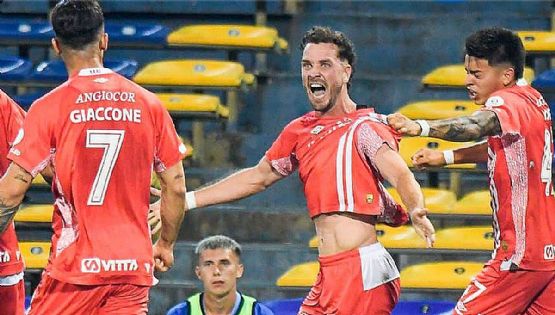 Argentinos Juniors le ganó a Belgrano y es el primer finalista