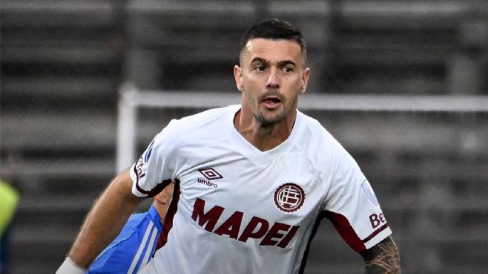Lanús ganaba 2 a 0, pero le regalaron un penal a la U y terminaron 2 a 2