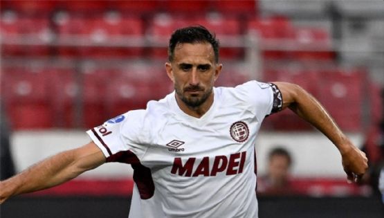 Izquierdoz tras el empate de Lanús: "El árbitro me decía, le voy a cobrar un penal al 30"