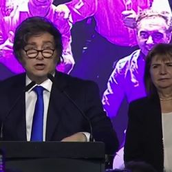 Javier Milei celebró el triunfo de LLA e invitó a la oposición a “discutir los nuevos acuerdos” 