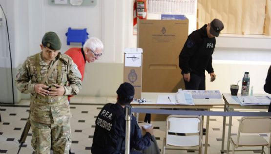 Clásico de clásicos: fueron a votar con pedido de captura y los detuvieron