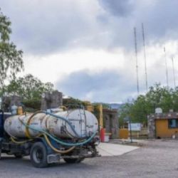 Vecinos de Las Heras denuncian que llevan 30 años sin agua y que la desvían a un exclusivo barrio