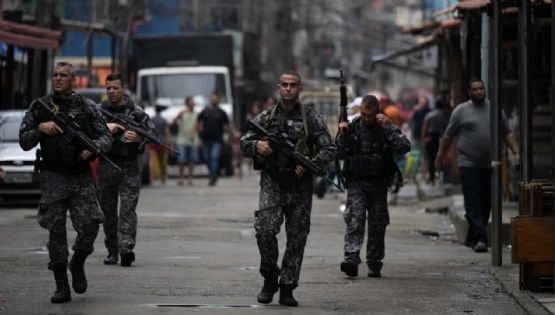Brasil: suben a 132 los muertos en operación policial en Río de Janeiro 