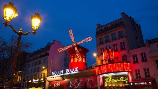 Cierra el cabaret Moulin Rouge y será una sala de conciertos