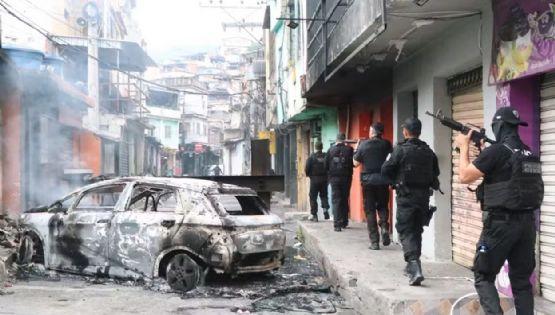 Afirman que las favelas de Río de Janeiro se transformaron en “un escenario de guerra y barbarie”
