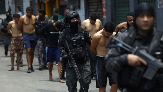 Qué es Comando Vermelho, la banda criminal que se enfrentó a las fuerzas de seguridad en Río de Janeiro