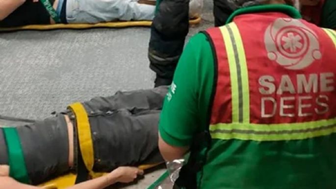 Nueve jóvenes se subieron a un ascensor, empezaron a saltar y se desplomó