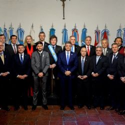 Milei le presenta a los gobernadores aliados las reformas laboral e impositiva 