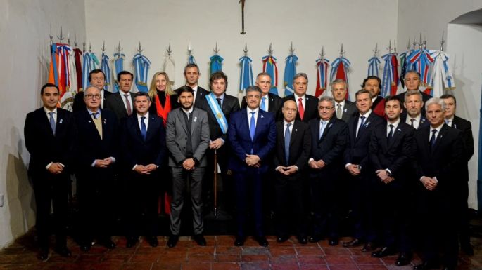 Milei le presenta a los gobernadores aliados las reformas laboral e impositiva 