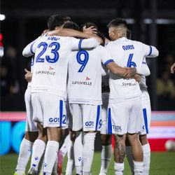 Vélez se lo empató a Deportivo Riestra con un blooper