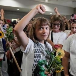 Greta Thunberg llegó a Atenas junto con otros miembros de la flotilla