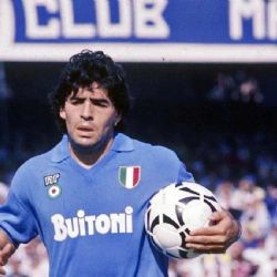 El Napoli recordó a Diego Maradona con un emotivo homenaje