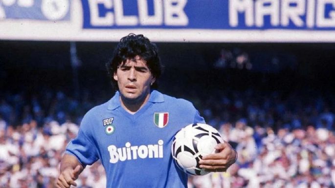 Subastarán camisetas históricas de Diego Maradona