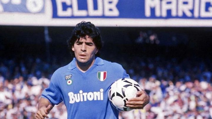 Subastarán camisetas históricas de Diego Maradona