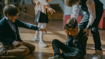 Bullying: lo que pasa en la escuela empieza en casa