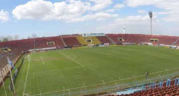 Por qué Deportivo Español desvinculó al abogado que tocó con Milei