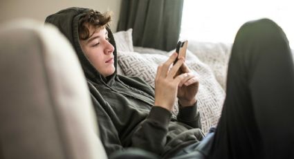 Europa debate regular el uso de redes sociales entre adolescentes