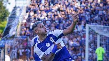 Gimnasia La Plata venció a Vélez y sueña con los Playoffs