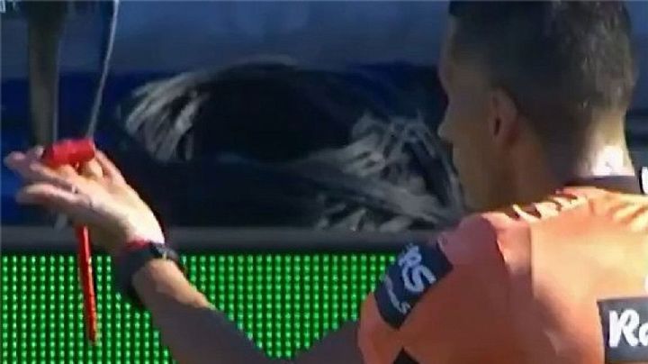 Detuvieron al hincha de Gimnasia que arrojó un martillo al árbitro Falcón Pérez