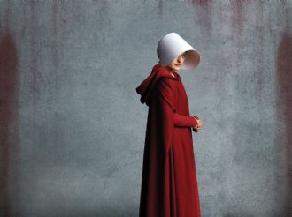 El oscuro vínculo entre El cuento de la criada y la dictadura argentina