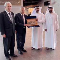 Cornejo regresó de Abu Dhabi y se reunirá con Santilli