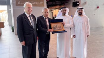 Cornejo regresó de Abu Dhabi y se reunirá con Santilli