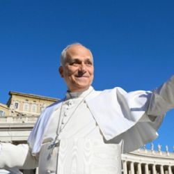 Advertencias del Papa en un nuevo libro sobre “injusticias estructurales” y los riegos de la IA