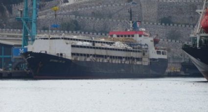 Casi 3.000 vacas uruguayas llevan dos meses en un buque sin poder desembarcar