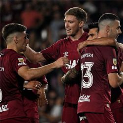 Lanús ahora sí ganó, ante Atlético Tucumán, y podría quedar segundo