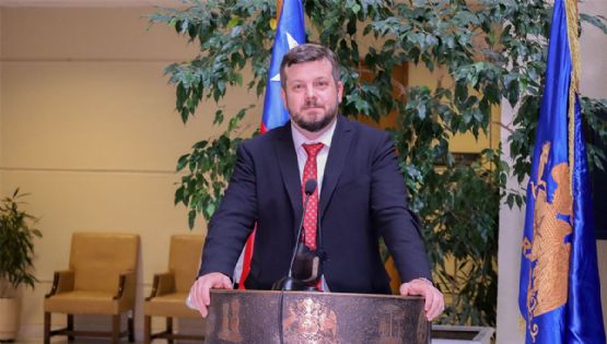 El libertario que saltó de YouTube al congreso y busca la presidencia de Chile